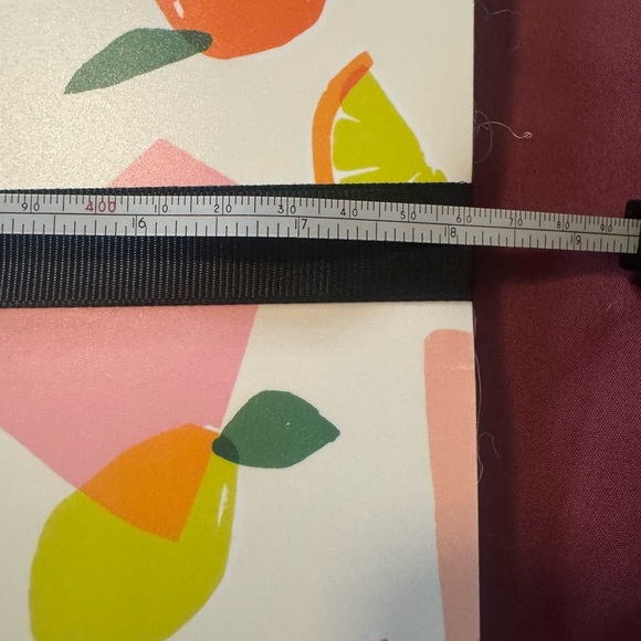 Set of 6 Kate Spade Placemats - great for indoor/outdoor! Pretty and practical🍋 - Picture 3 of 9